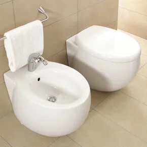 Приставной унитаз Villeroy&Boch Aveo 6613 10R2, крепления хром